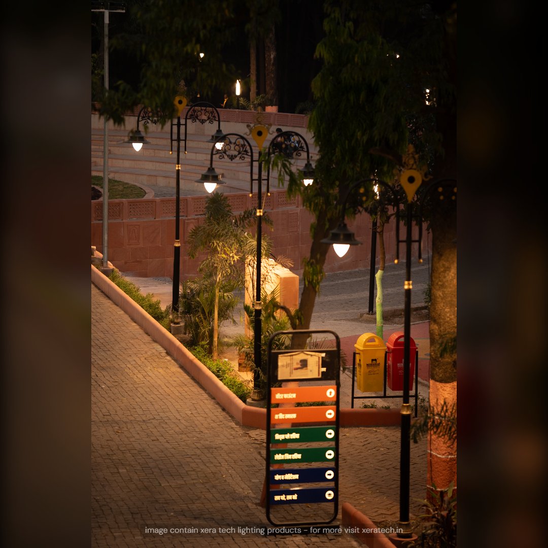 30W Decorative Street Light Decorative Double Arm – back view showing driver and heat sink | Xera Tech