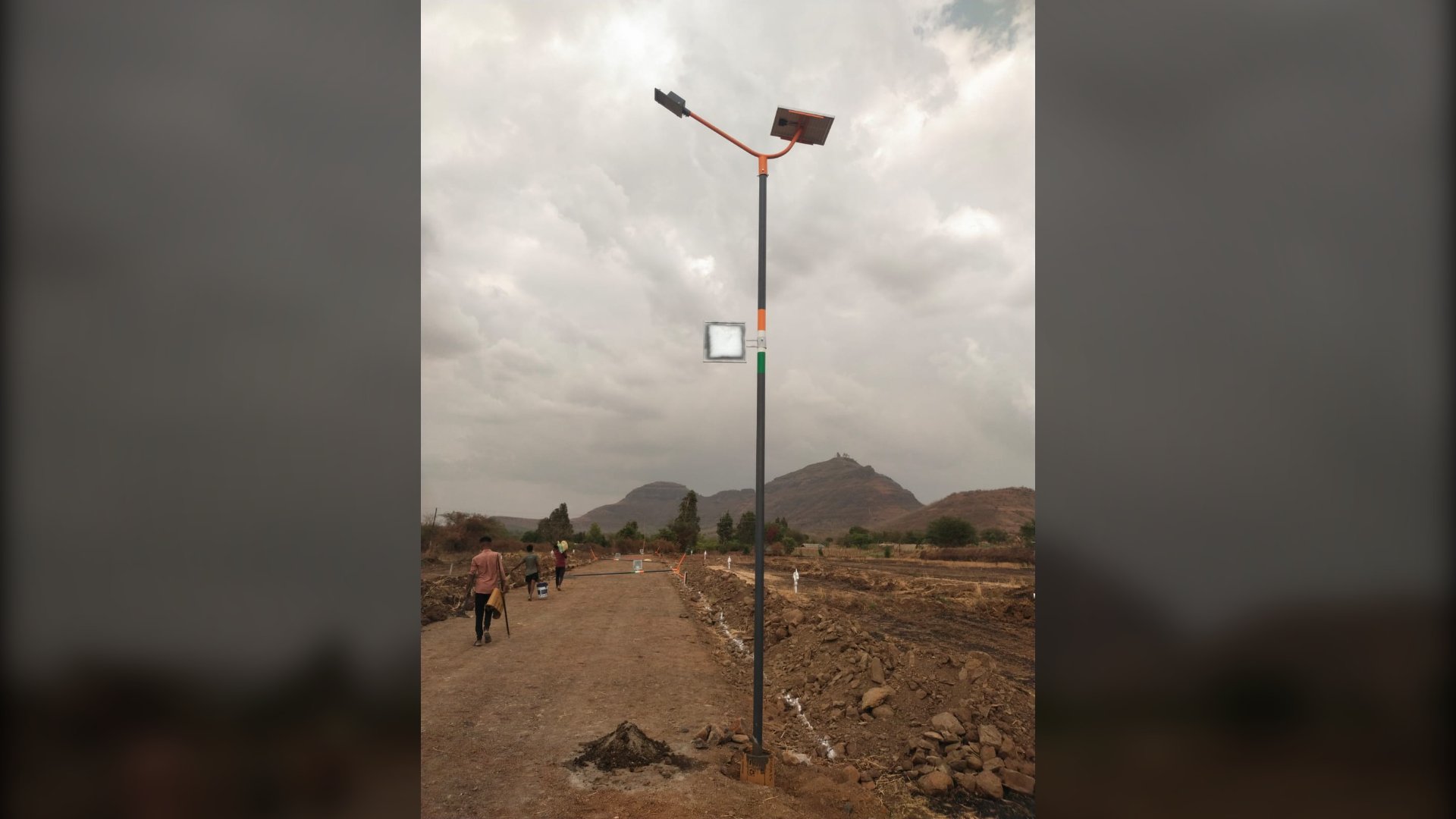 15W Decorative Solar Street Light Project Nashik – Decorative Street Light installation by Xera Tech