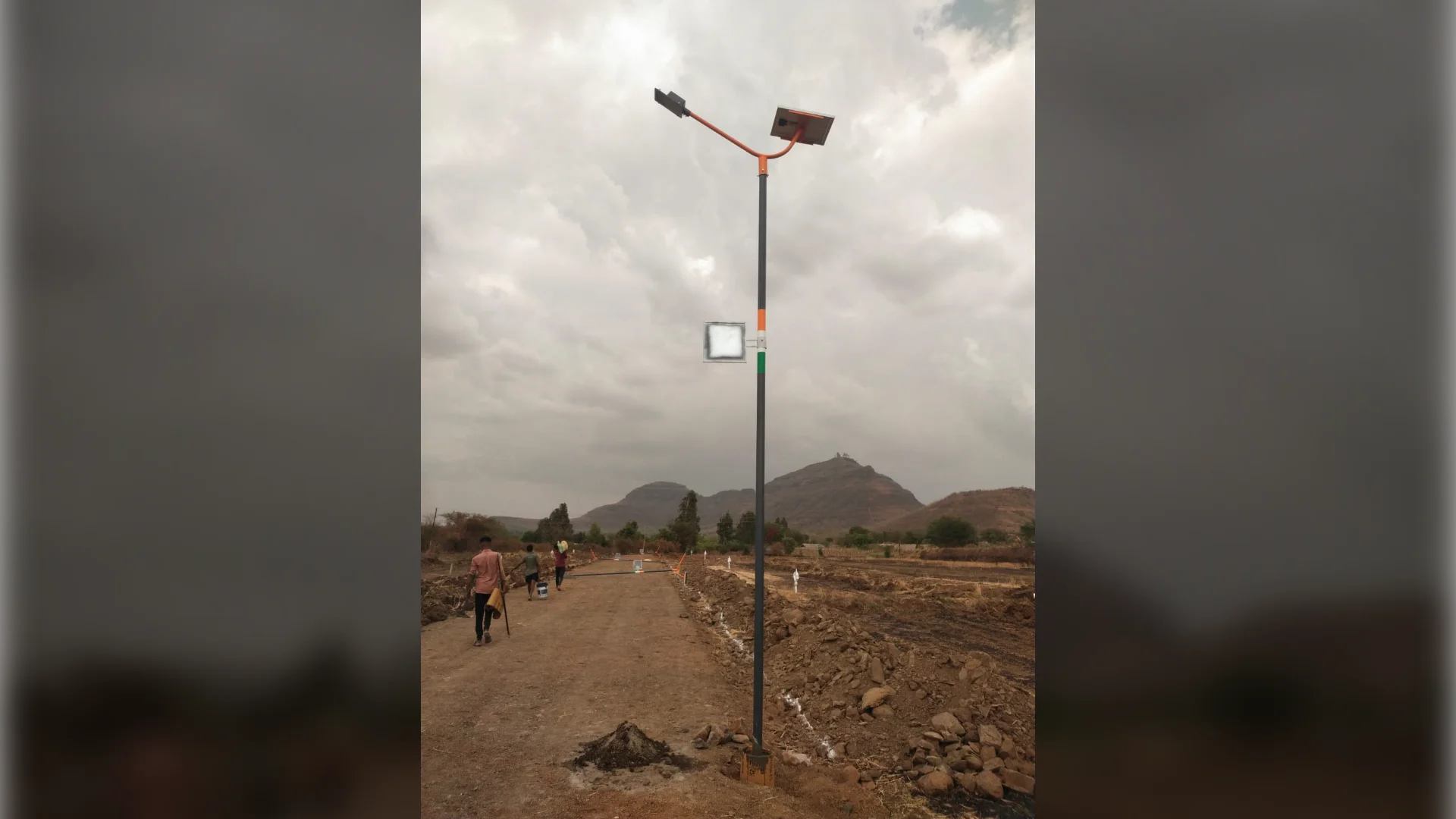 15W Decorative Solar Street Light Project Nashik thumbnail 3