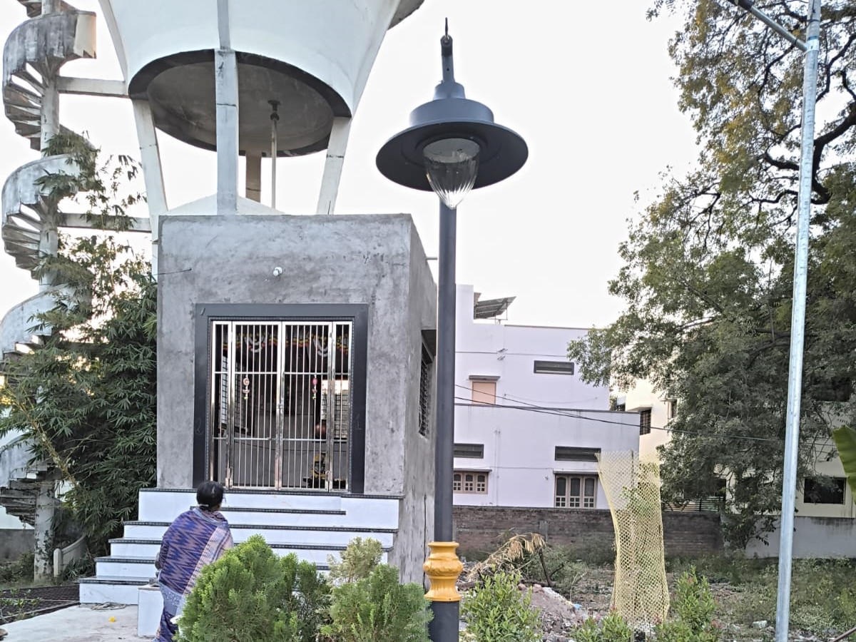 Decorative street light (Single arm ) installed successfully at Nanded,maharashtra thumbnail 2
