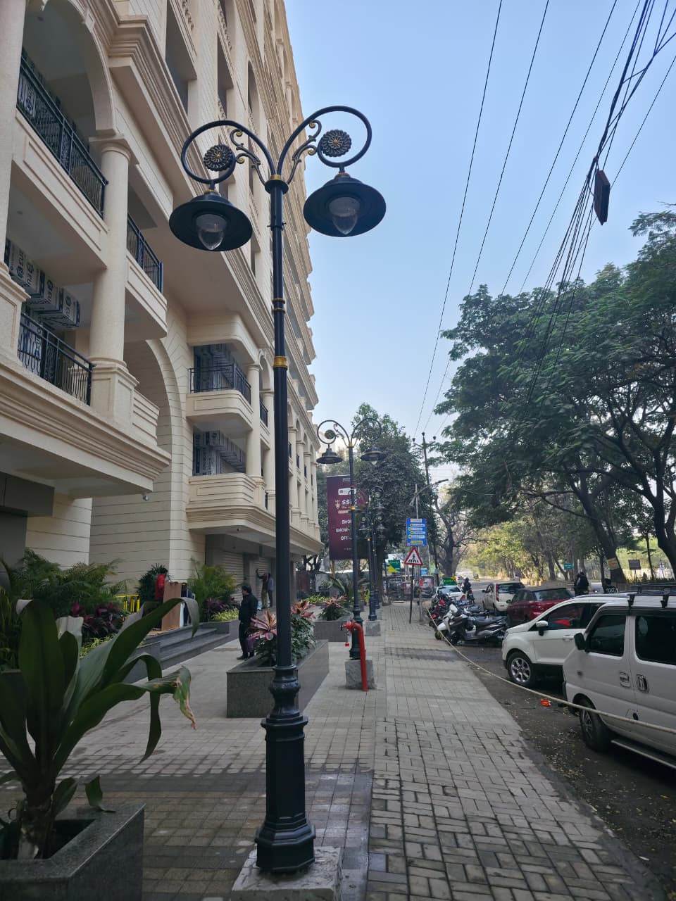 Decorative Street Light Installation at SSRF, Nashik thumbnail 2