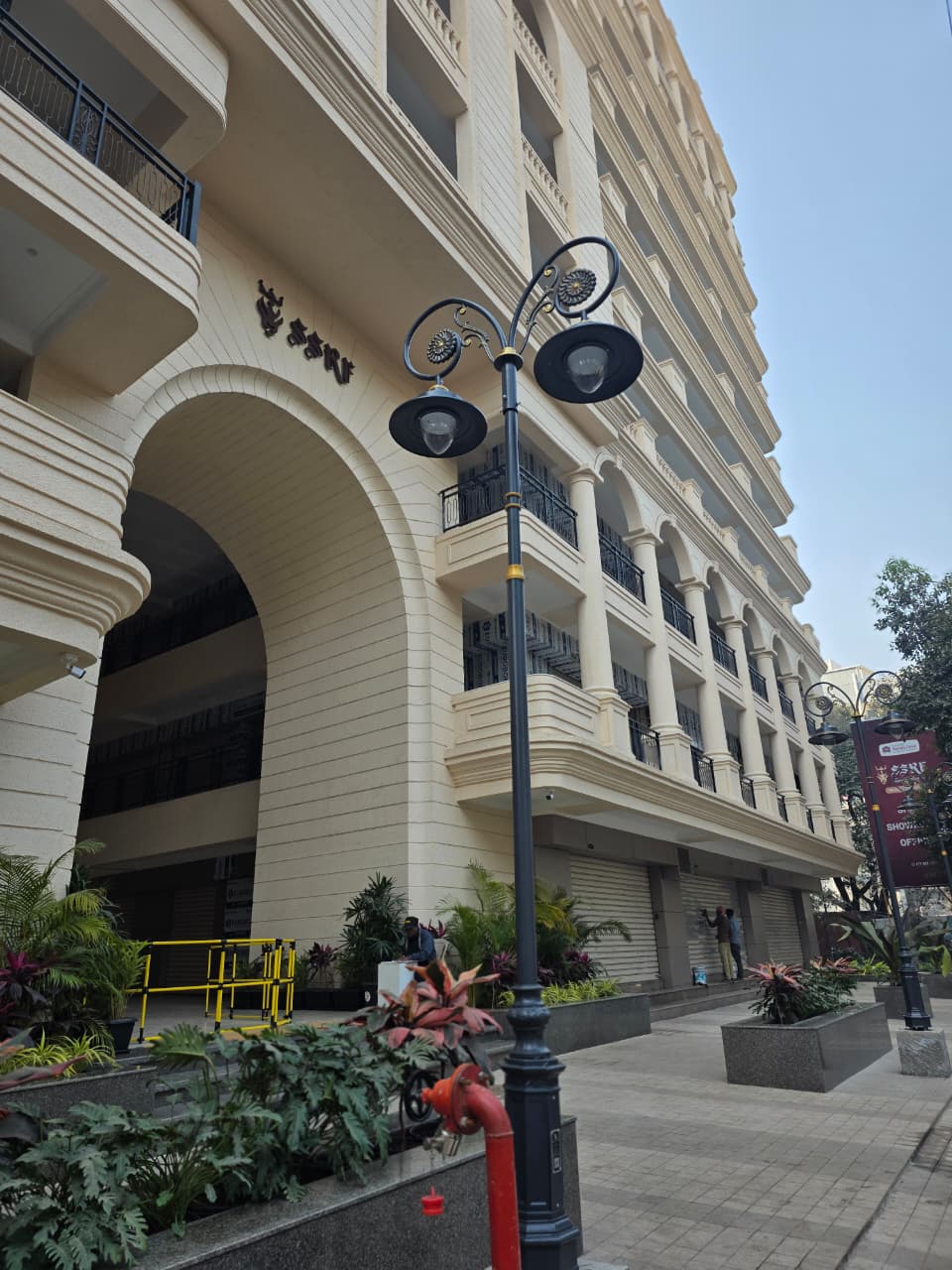 Decorative Street Light Installation at SSRF, Nashik thumbnail 7