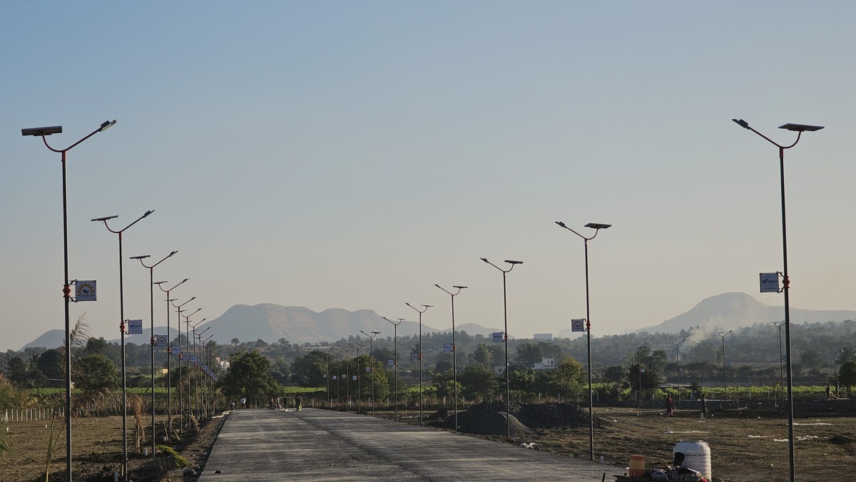 Designer Solar Street Light Installation at Wisdom Industrial Park thumbnail 7