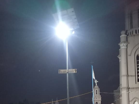 Solar Highmast light system thumbnail 5