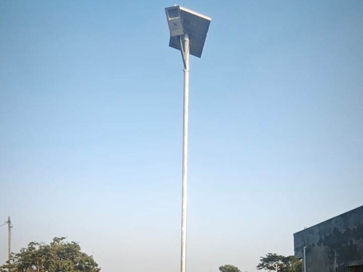 Solar street light installed at Kotamgaon, Nashik, Maharashtra thumbnail 4