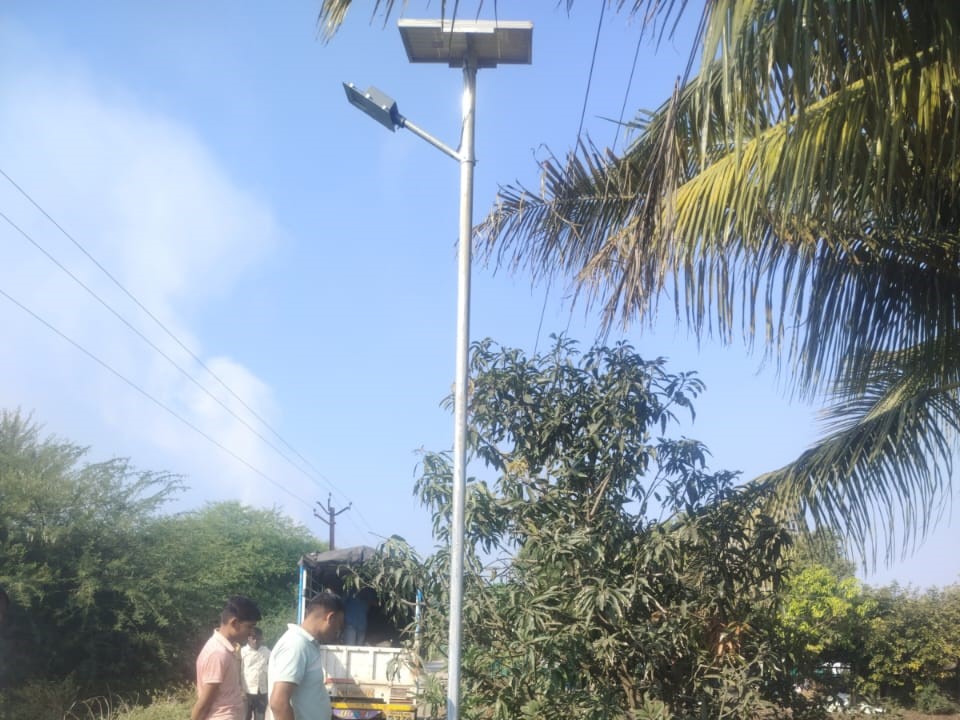 Solar street light installed at Kotamgaon, Nashik, Maharashtra thumbnail 5
