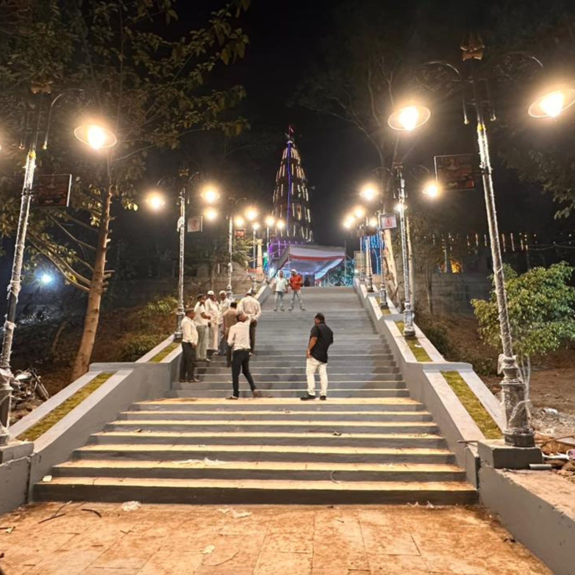 Trishul theme Decorative Street Light at Shree Rameshwar Temple thumbnail 9